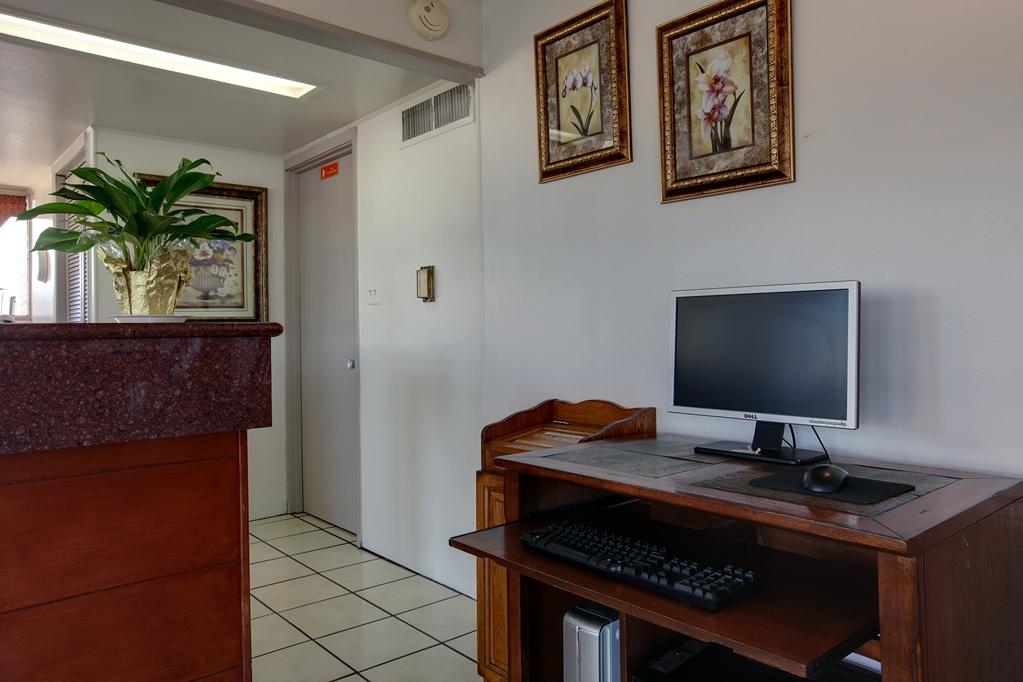 Americas Best Value Inn Uvalde Einrichtungen foto